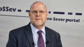 Hovenijer sa Kurtijem